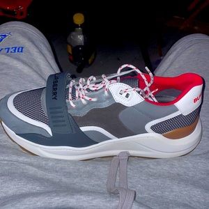 Burberry Runners